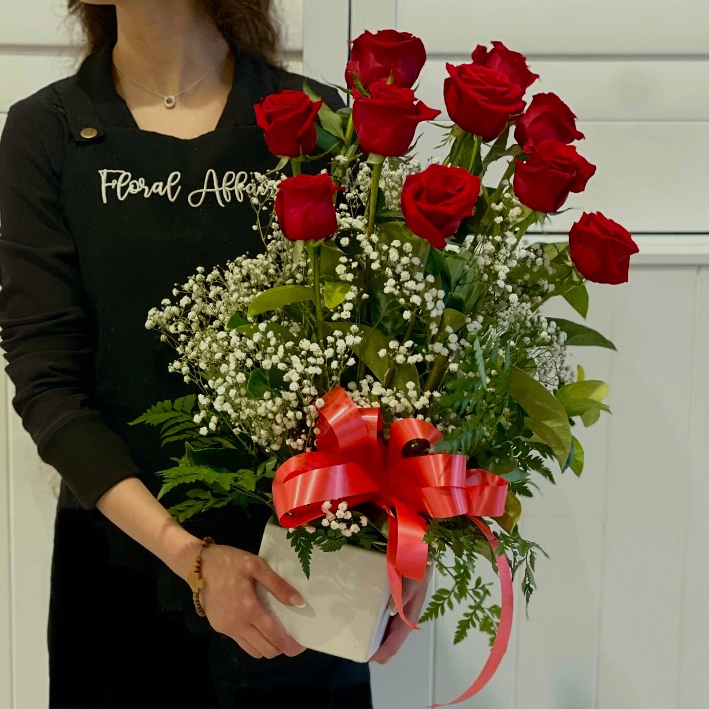 Dozen Kisses in ceramic